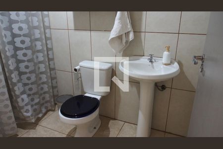 Casa à venda com 182m², 3 quartos e 2 vagasBanheiro de Serviço