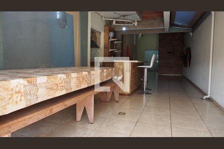 Casa à venda com 182m², 3 quartos e 2 vagasChurrasqueira