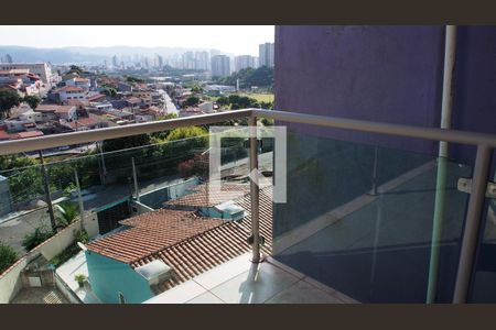 Casa à venda com 182m², 3 quartos e 2 vagasSacada do Quarto 1