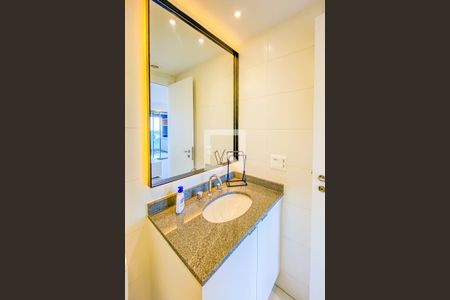 Apartamento à venda com 68m², 1 quarto e 1 vaga Apartamento à venda com 68m², 1 quarto e 1 vagaBanheiro
