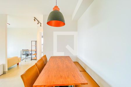 Apartamento à venda com 68m², 1 quarto e 1 vaga Apartamento à venda com 68m², 1 quarto e 1 vagaSala