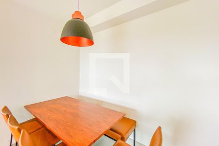 Apartamento à venda com 68m², 1 quarto e 1 vaga Apartamento à venda com 68m², 1 quarto e 1 vagaSala