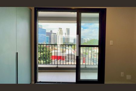 Sacada de kitnet/studio para alugar com 1 quarto, 25m² em Pinheiros, São Paulo