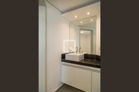 Apartamento à venda com 190m², 4 quartos e 4 vagasBanheiro da Suíte