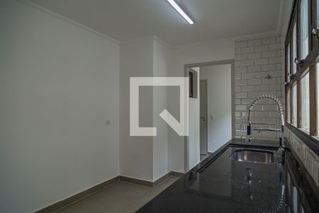 Apartamento à venda com 190m², 4 quartos e 4 vagasCozinha