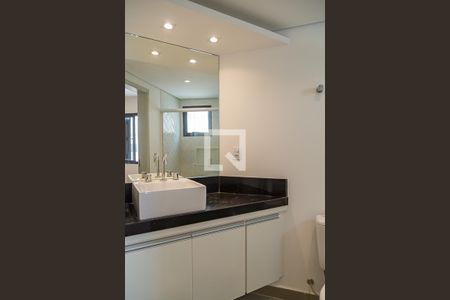 Apartamento à venda com 190m², 4 quartos e 4 vagasBanheiro da Suíte