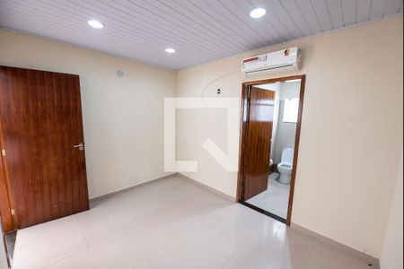 Casa de condomínio para alugar com 159m², 4 quartos e 2 vagasSuíte 2