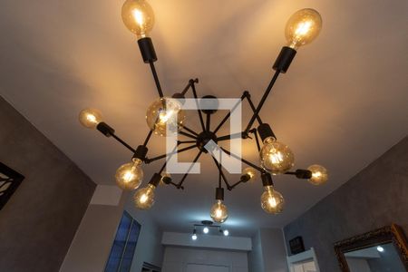 Luminária Sala  de apartamento à venda com 1 quarto, 26m² em Jardim Cidália, São Paulo