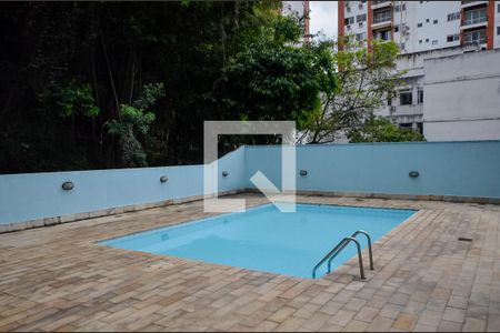 Apartamento à venda com 69m², 2 quartos e 2 vagas Apartamento à venda com 69m², 2 quartos e 2 vagasÁrea comum - Piscina