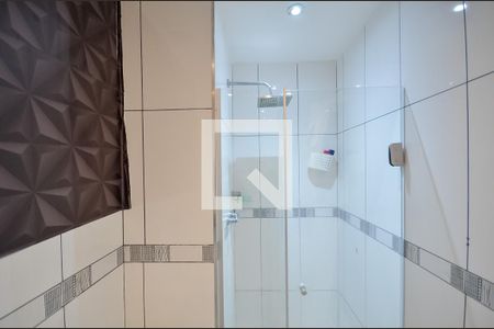 Apartamento à venda com 69m², 2 quartos e 2 vagas Apartamento à venda com 69m², 2 quartos e 2 vagasBanheiro da Suíte