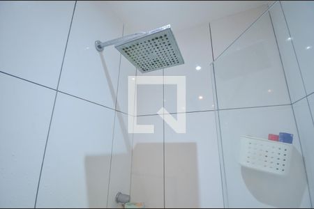 Apartamento à venda com 69m², 2 quartos e 2 vagas Apartamento à venda com 69m², 2 quartos e 2 vagasBanheiro da Suíte