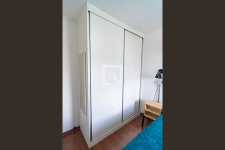 Quarto 1 - Armários de apartamento para alugar com 2 quartos, 76m² em Mirandópolis, São Paulo