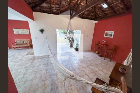 Casa à venda com 650m², 5 quartos e 8 vagasÁrea Externa