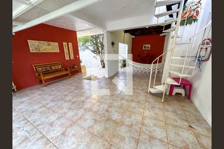 Casa à venda com 650m², 5 quartos e 8 vagasGaragem
