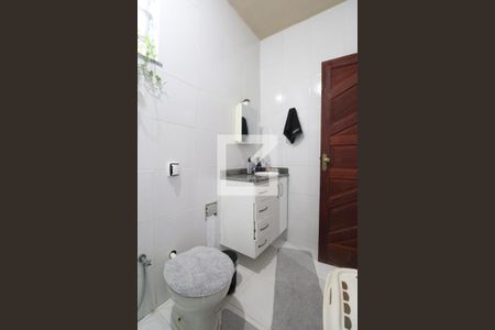 Casa à venda com 100m², 2 quartos e 2 vagasBanheiro