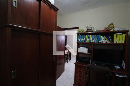 Casa à venda com 100m², 2 quartos e 2 vagasQuarto 2