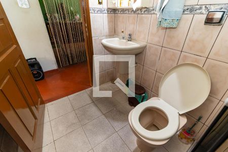 Casa à venda com 220m², 2 quartos e 2 vagasBanheiro