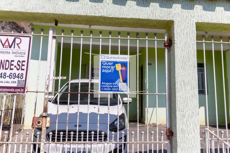 Casa à venda com 220m², 2 quartos e 2 vagasPlaquinha