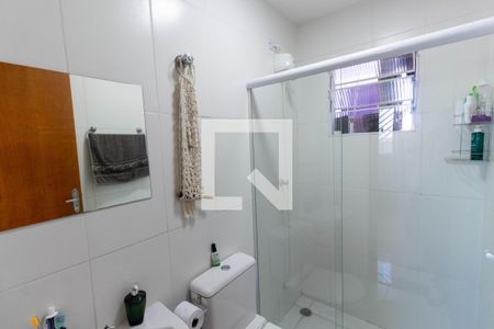 Apartamento à venda com 75m², 2 quartos e 1 vaga Apartamento à venda com 75m², 2 quartos e 1 vagaBanheiro Social