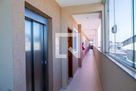 Apartamento para alugar com 36m², 2 quartos e sem vaga Apartamento para alugar com 36m², 2 quartos e sem vagaCorredor