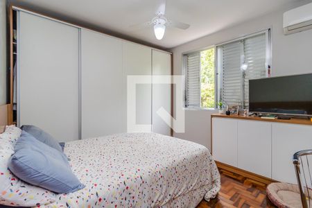 Quarto 1 de apartamento à venda com 3 quartos, 75m² em Medianeira, Porto Alegre