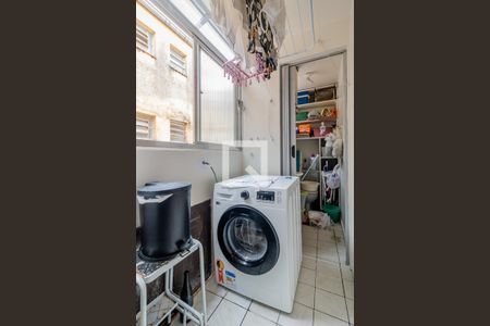 Apartamento à venda com 75m², 3 quartos e sem vaga Apartamento à venda com 75m², 3 quartos e sem vagaÁrea de serviço