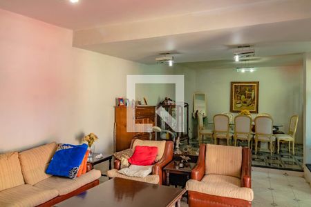 Sala de casa à venda com 3 quartos, 300m² em São Judas, São Paulo