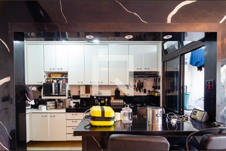 Apartamento à venda com 154m², 2 quartos e 2 vagasCozinha