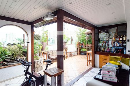 Apartamento à venda com 154m², 2 quartos e 2 vagasCobertura