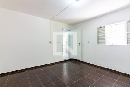 Comodo de casa para alugar com 1 quarto, 40m² em Ayrosa, Osasco