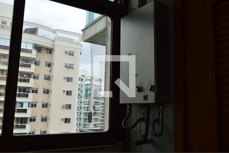 Apartamento para alugar com 72m², 2 quartos e 1 vagaÁrea de serviço