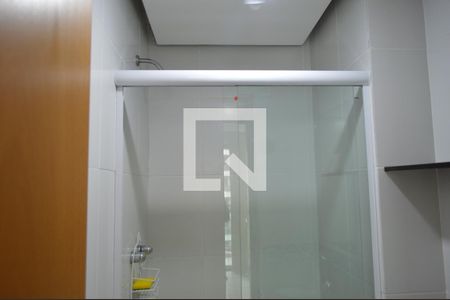 Apartamento para alugar com 72m², 2 quartos e 1 vagaBanheiro do corredor