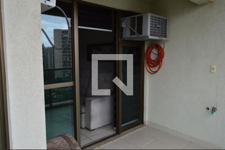 Apartamento para alugar com 72m², 2 quartos e 1 vagaVaranda