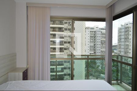 Apartamento para alugar com 72m², 2 quartos e 1 vagaSuíte