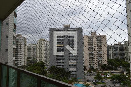 Apartamento para alugar com 72m², 2 quartos e 1 vagaVaranda