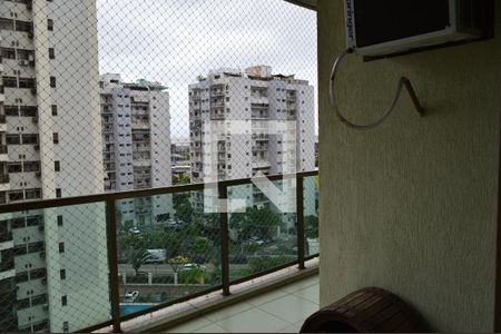 Apartamento para alugar com 72m², 2 quartos e 1 vagaVaranda