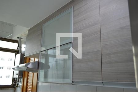 Apartamento para alugar com 72m², 2 quartos e 1 vagaCozinha 