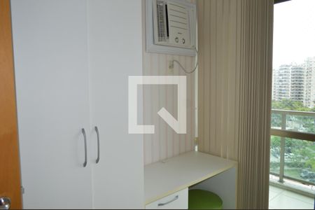 Quarto de apartamento para alugar com 2 quartos, 72m² em Jacarepaguá, Rio de Janeiro