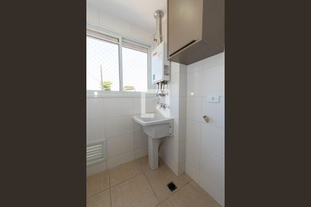 Apartamento para alugar com 55m², 2 quartos e 1 vagaÁrea de Serviço