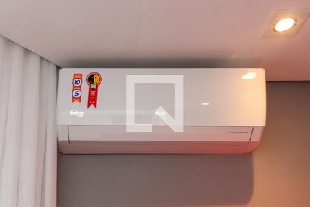 Sala/Cozinha - Ar condicionado de kitnet/studio para alugar com 1 quarto, 41m² em Chácara Itaim, São Paulo