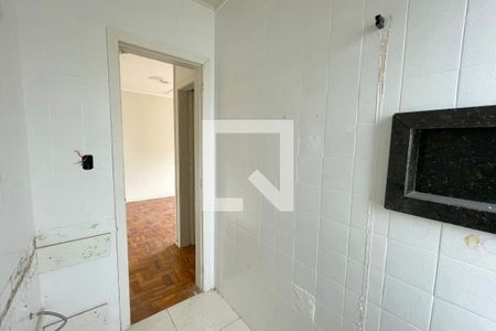 Banheiro de apartamento à venda com 1 quarto, 41m² em Vila Jardim, Porto Alegre