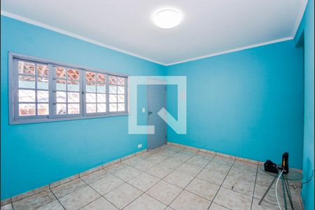 Sala de casa para alugar com 2 quartos, 194m² em Jardim Rosa de Franca, Guarulhos