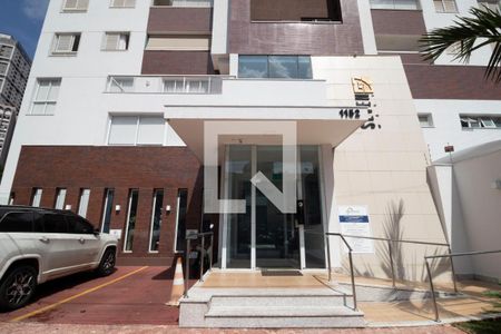 Apartamento para alugar com 77m², 2 quartos e 1 vagaFachada