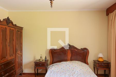 Casa à venda com 450m², 5 quartos e 2 vagas Casa à venda com 450m², 5 quartos e 2 vagasQuarto 3