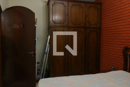 Casa à venda com 450m², 5 quartos e 2 vagas Casa à venda com 450m², 5 quartos e 2 vagasQuarto 1