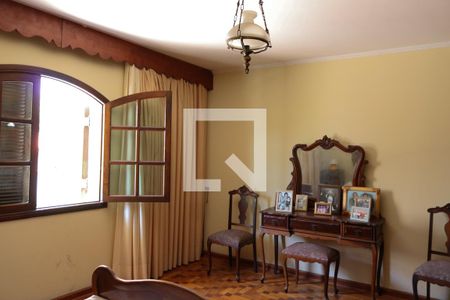 Casa à venda com 450m², 5 quartos e 2 vagas Casa à venda com 450m², 5 quartos e 2 vagasQuarto 3