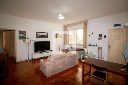 Apartamento à venda com 137m², 3 quartos e 1 vaga Apartamento à venda com 137m², 3 quartos e 1 vagaSala