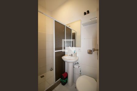 Apartamento à venda com 137m², 3 quartos e 1 vaga Apartamento à venda com 137m², 3 quartos e 1 vagaBanheiro social