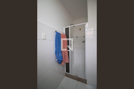 Apartamento à venda com 137m², 3 quartos e 1 vaga Apartamento à venda com 137m², 3 quartos e 1 vagaBanheiro da Suíte 1