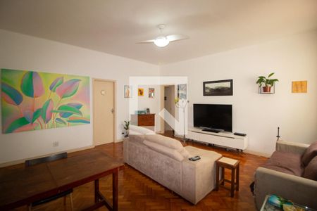 Apartamento à venda com 137m², 3 quartos e 1 vaga Apartamento à venda com 137m², 3 quartos e 1 vagaSala